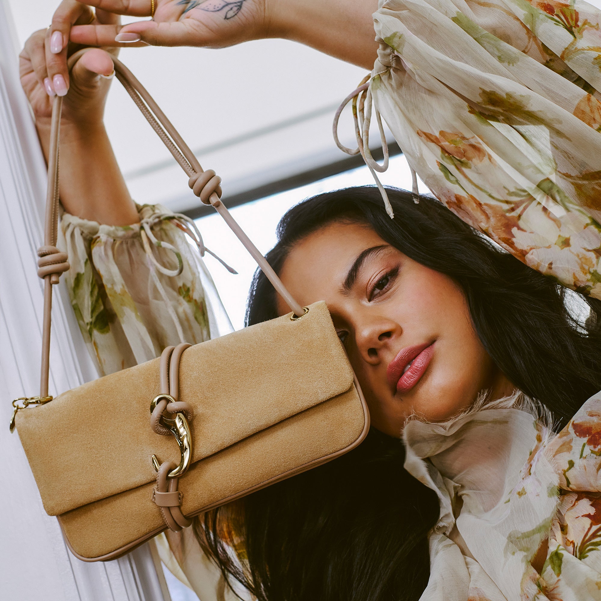 ALICE SHOULDER BAG BEIGE SUEDE