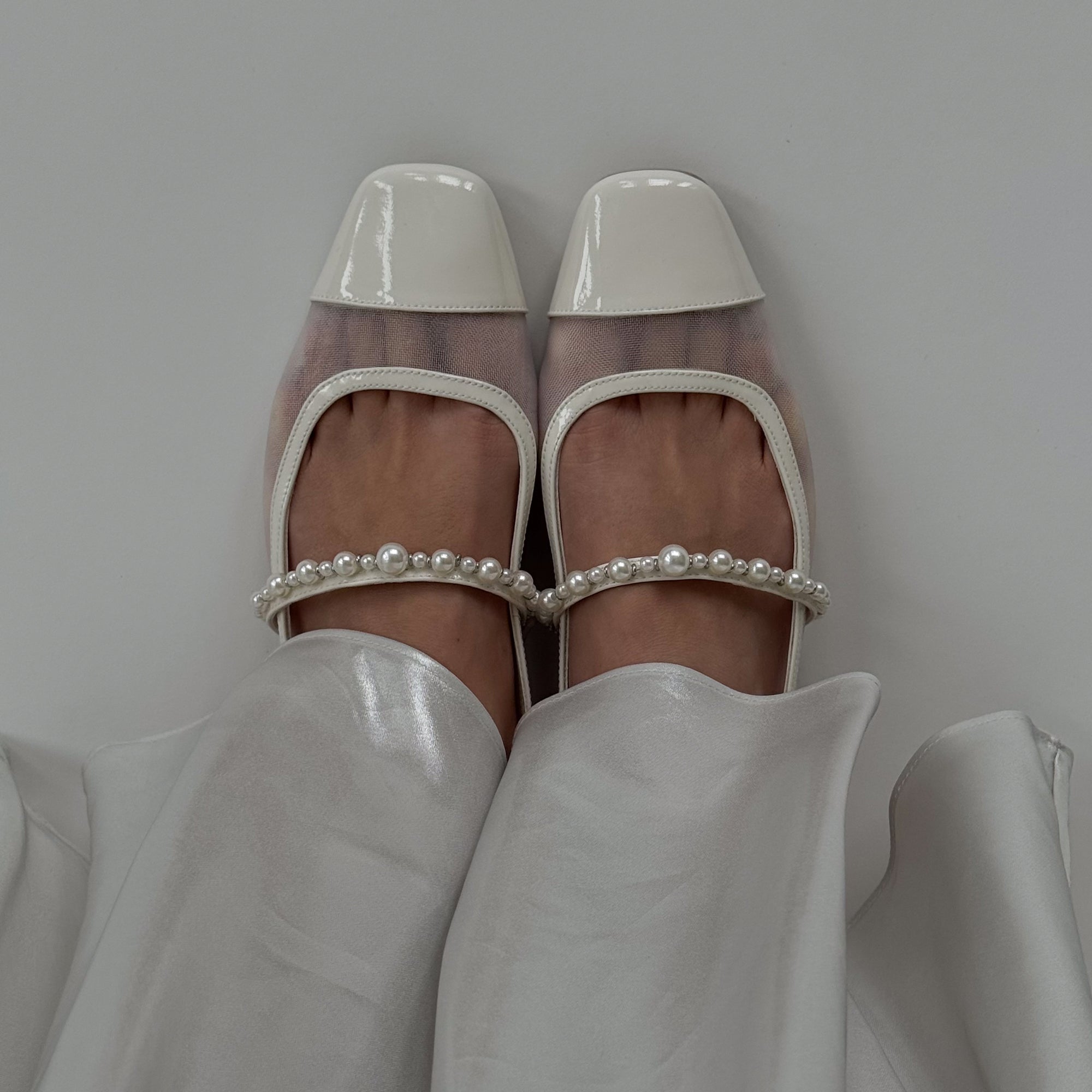 ROLLIN PEARL BALLET FLATS WHITE MESH