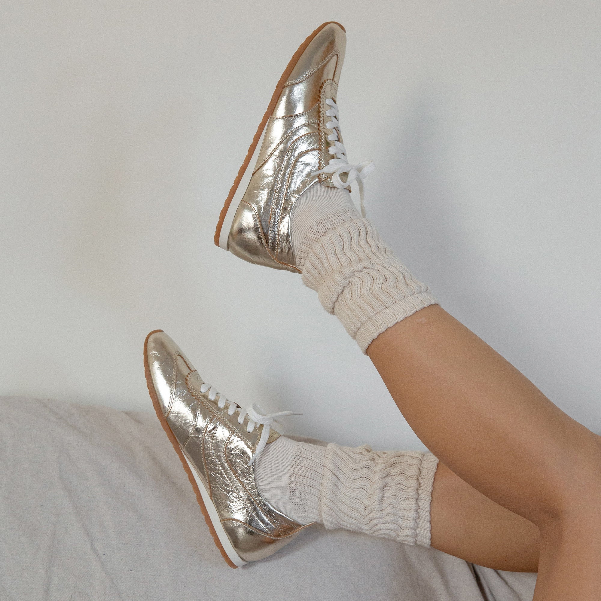 DELANY SNEAKERS LIGHT GOLD CRINKLE PATENT