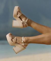 CALE HEELS LT NATURAL RAFFIA