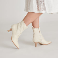 AUSTIN BOOTS IVORY DENIM