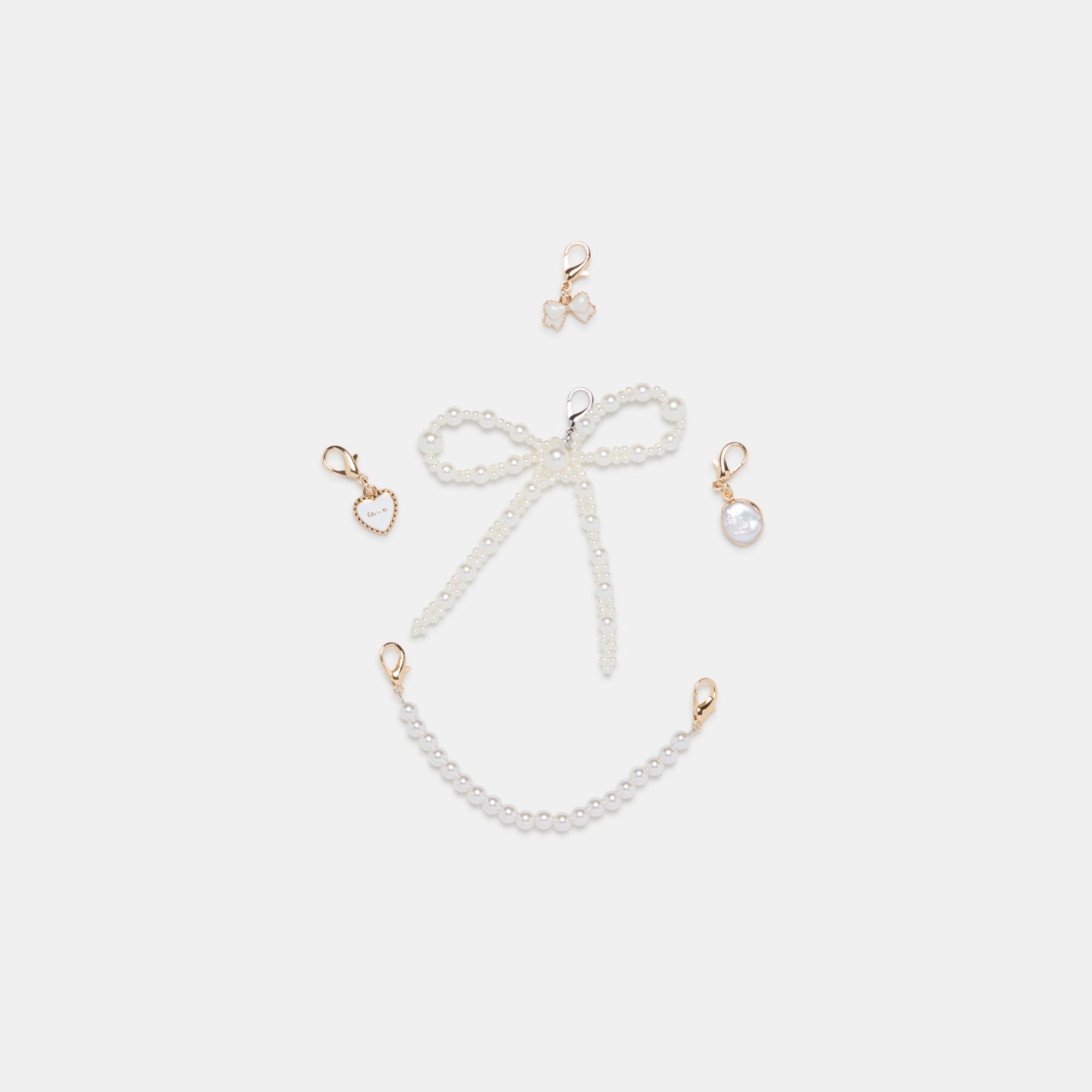 NOTICE SNEAKERS WHITE + PEARL CHARM BUNDLE