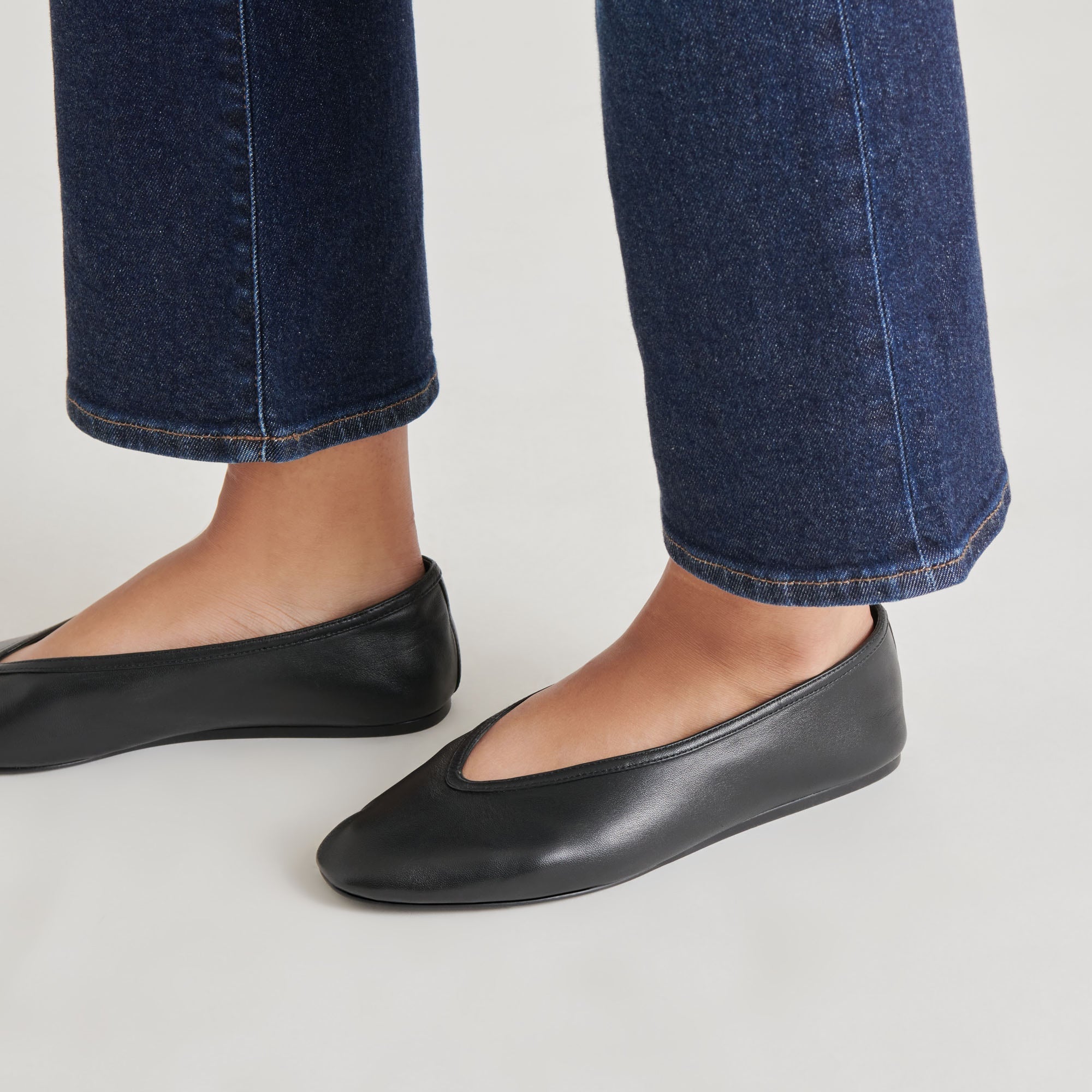 BRAIDY BALLET FLATS BLACK LEATHER