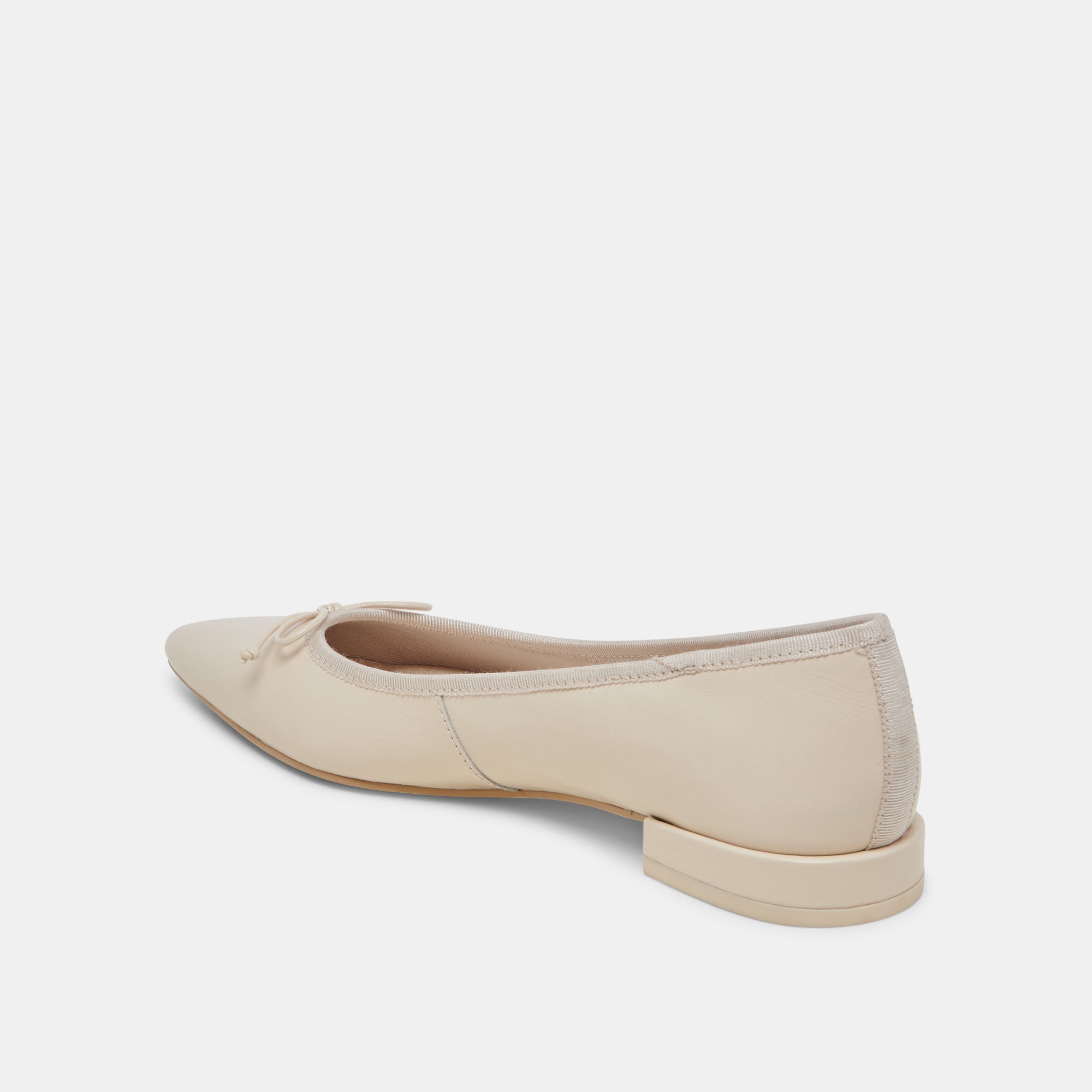 PALANI BALLET FLATS CREME CRINKLE PATENT