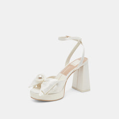 PATTON WIDE HEELS IVORY SATIN