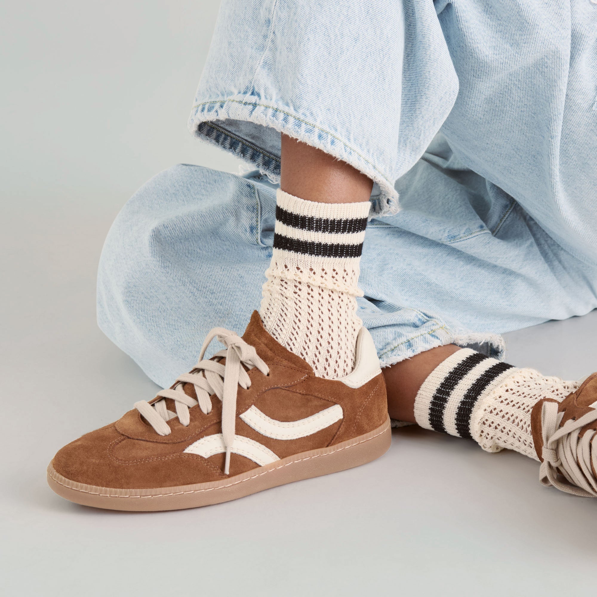 REBEL SNEAKERS PECAN SUEDE