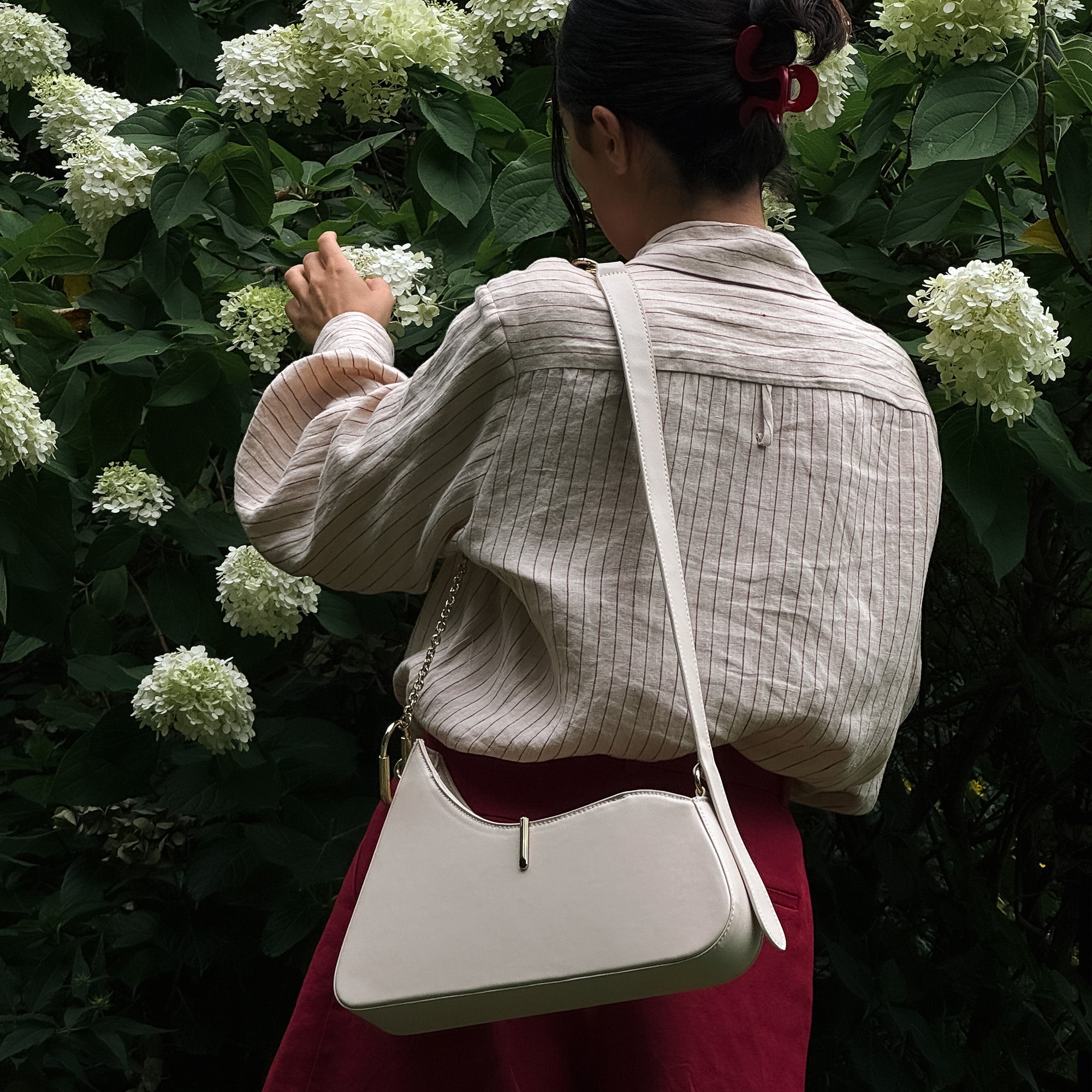 PRYA SHOULDER BAG CREME LEATHER